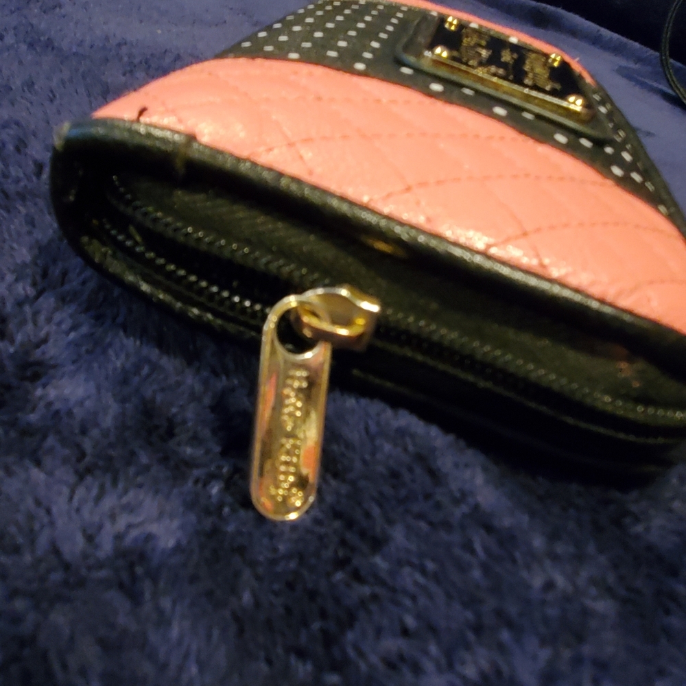 Hello Kitty Loungefly RARE Handbag - Picture 8 of 16